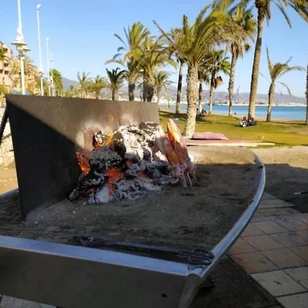 Homestay Doble En Apartamento Compartido Dream In Malaga, Junto A Vialia Y Playa