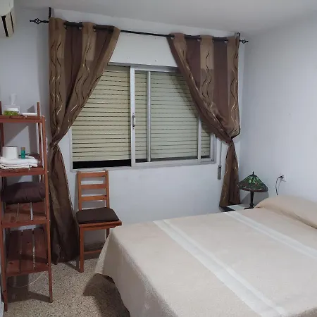 Homestay Doble En Apartamento Compartido Dream In Malaga, Junto A Vialia Y Playa *